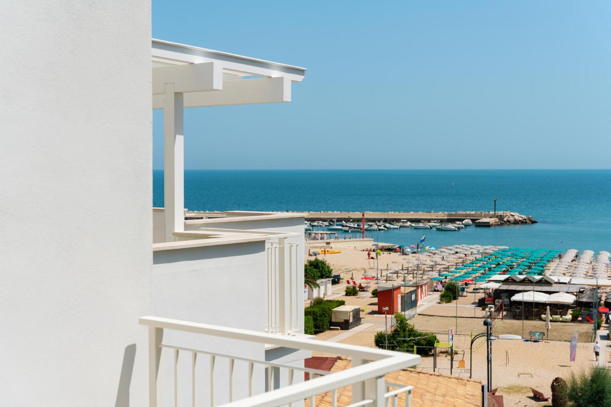 View Place & Spa Numana Exterior photo